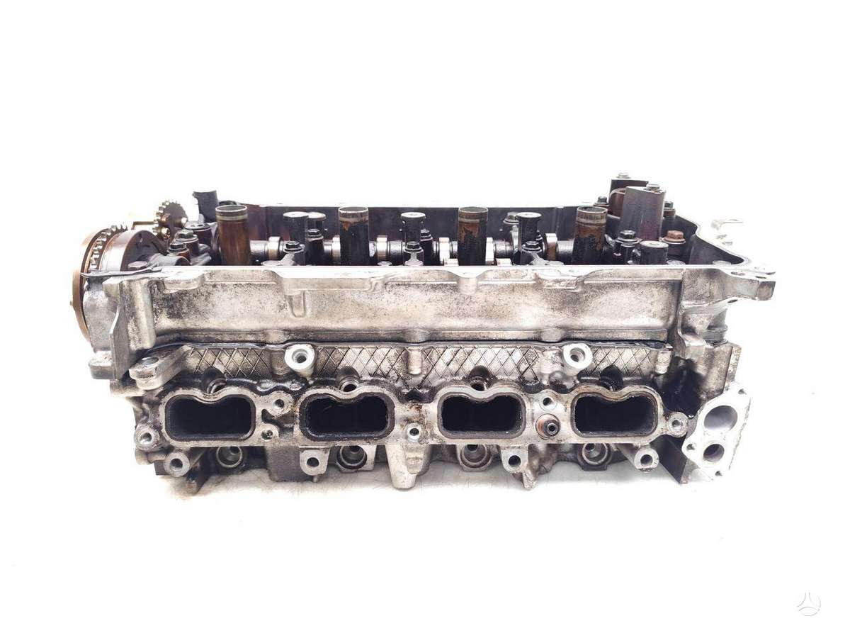 Toyota RAV4 cylinder head
