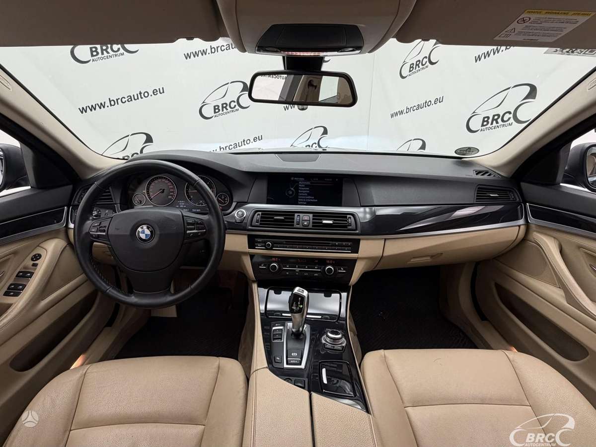 BMW 520, 2.0 l., Седан