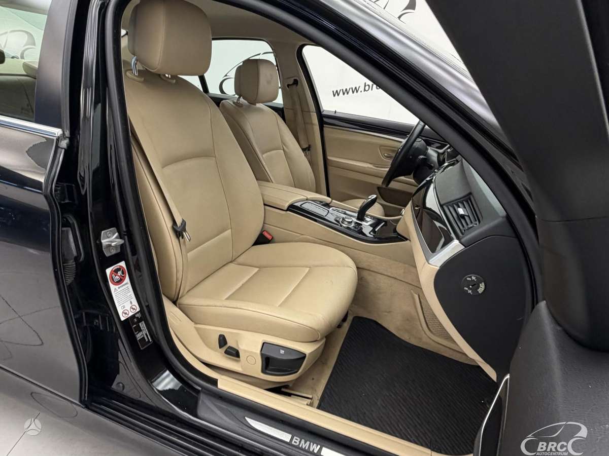 BMW 520, 2.0 l., Седан