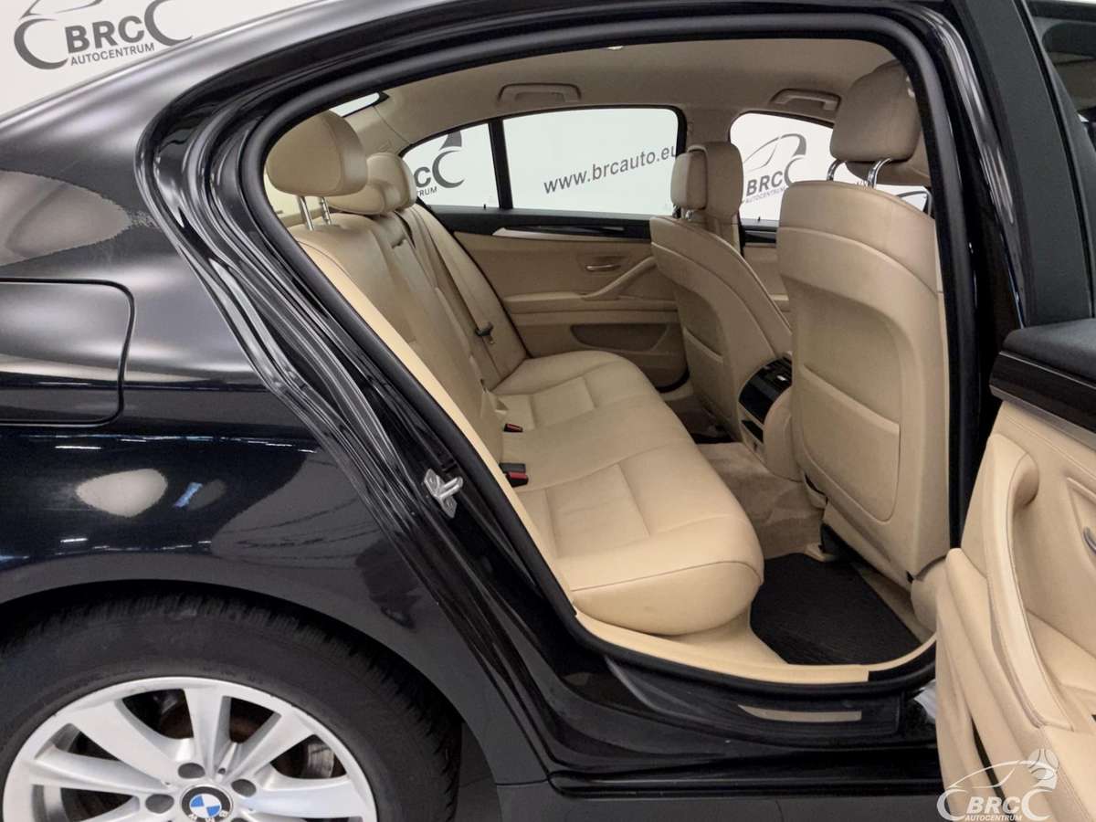 BMW 520, 2.0 l., Седан