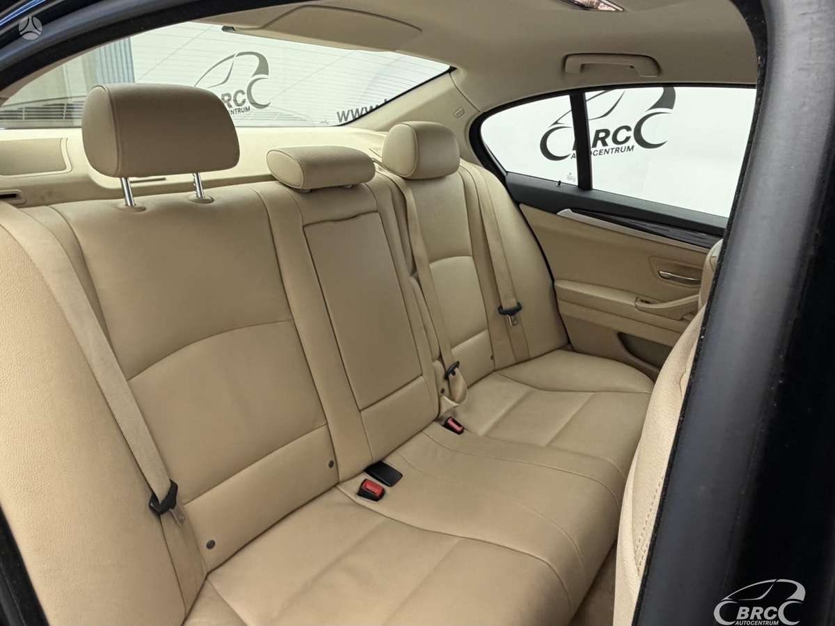BMW 520, 2.0 l., Седан