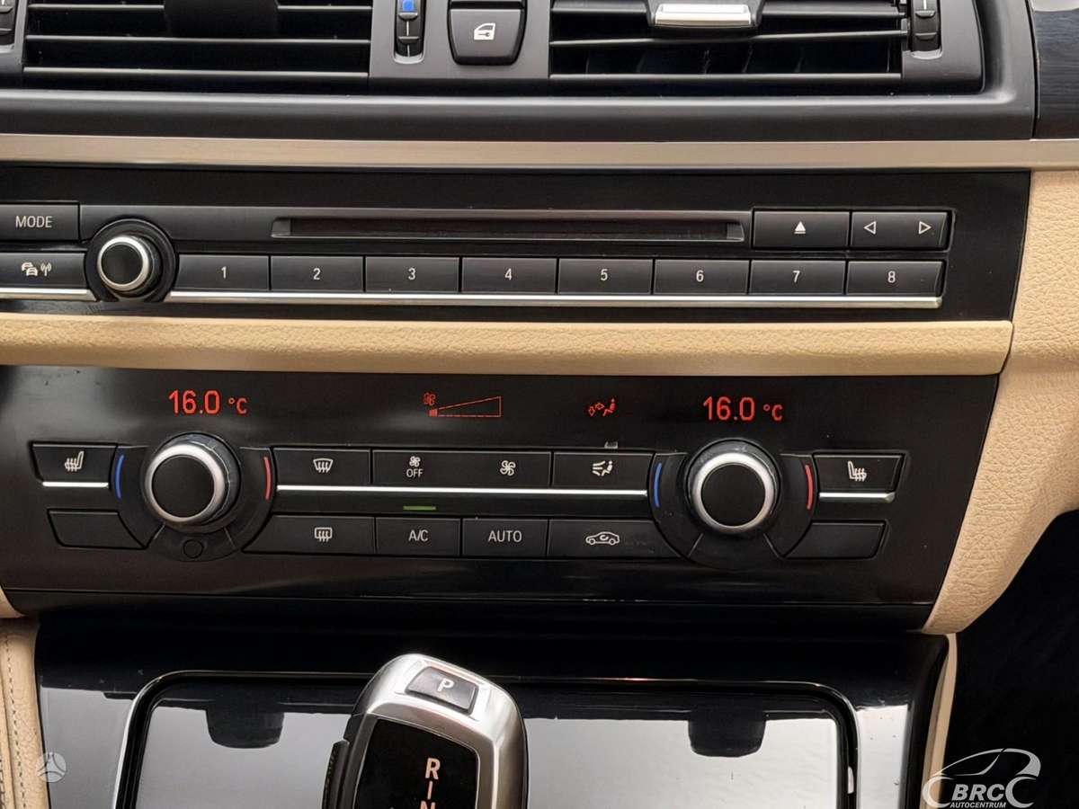 BMW 520, 2.0 l., Седан