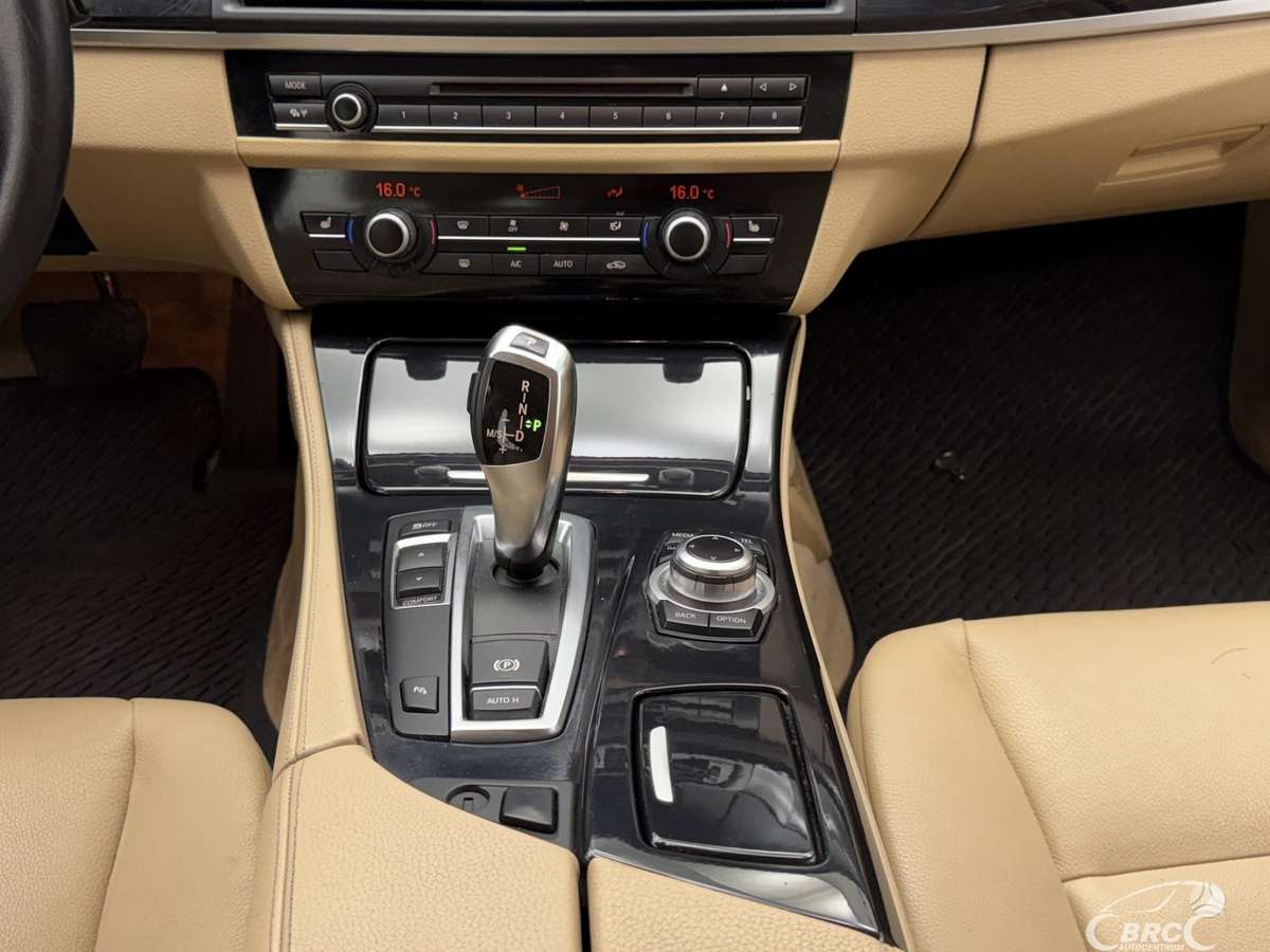 BMW 520, 2.0 l., Седан