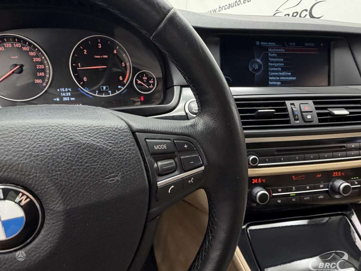 BMW 520, 2.0 l., Седан