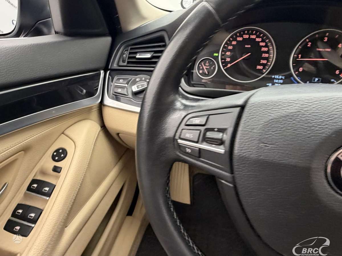 BMW 520, 2.0 l., Седан