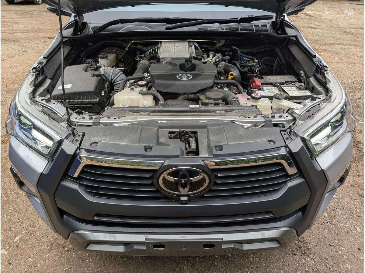 Toyota Hilux двигатель