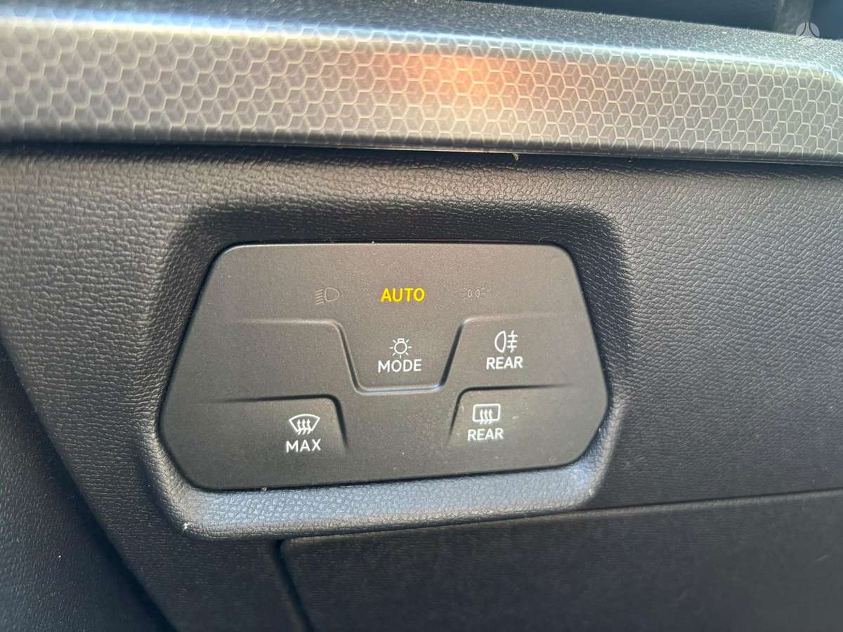 Seat Leon 37068366700