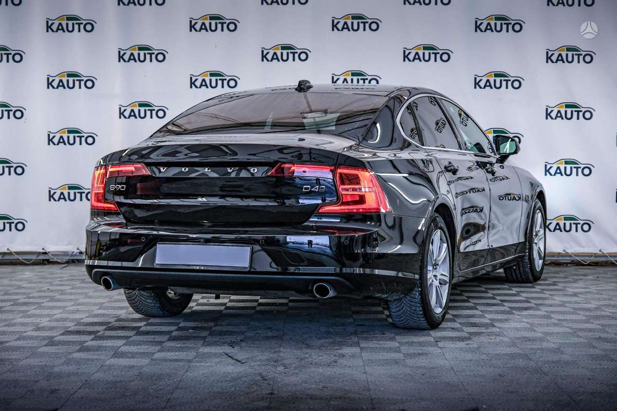 Volvo S90 - 3