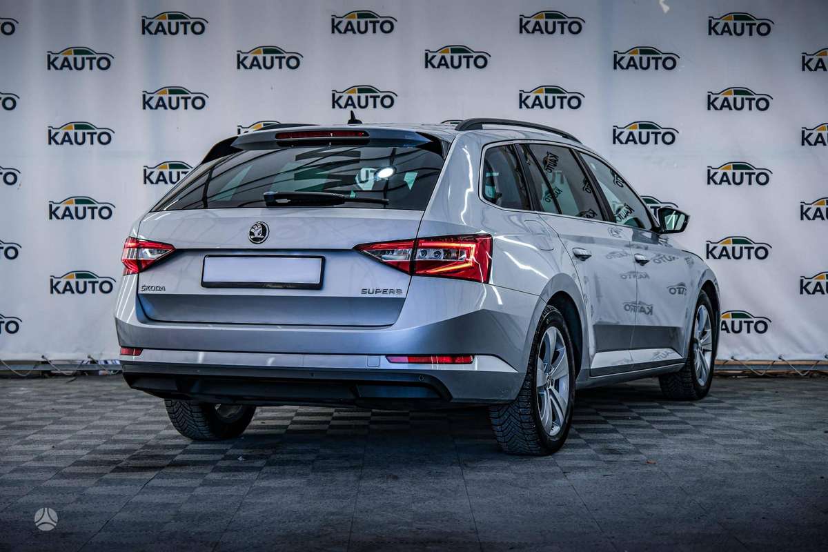 Skoda Superb, 2.0 l., wagon