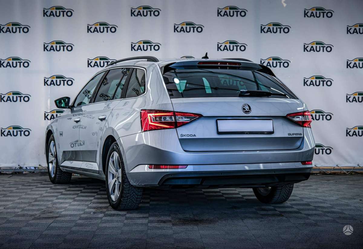 Škoda Superb - 4