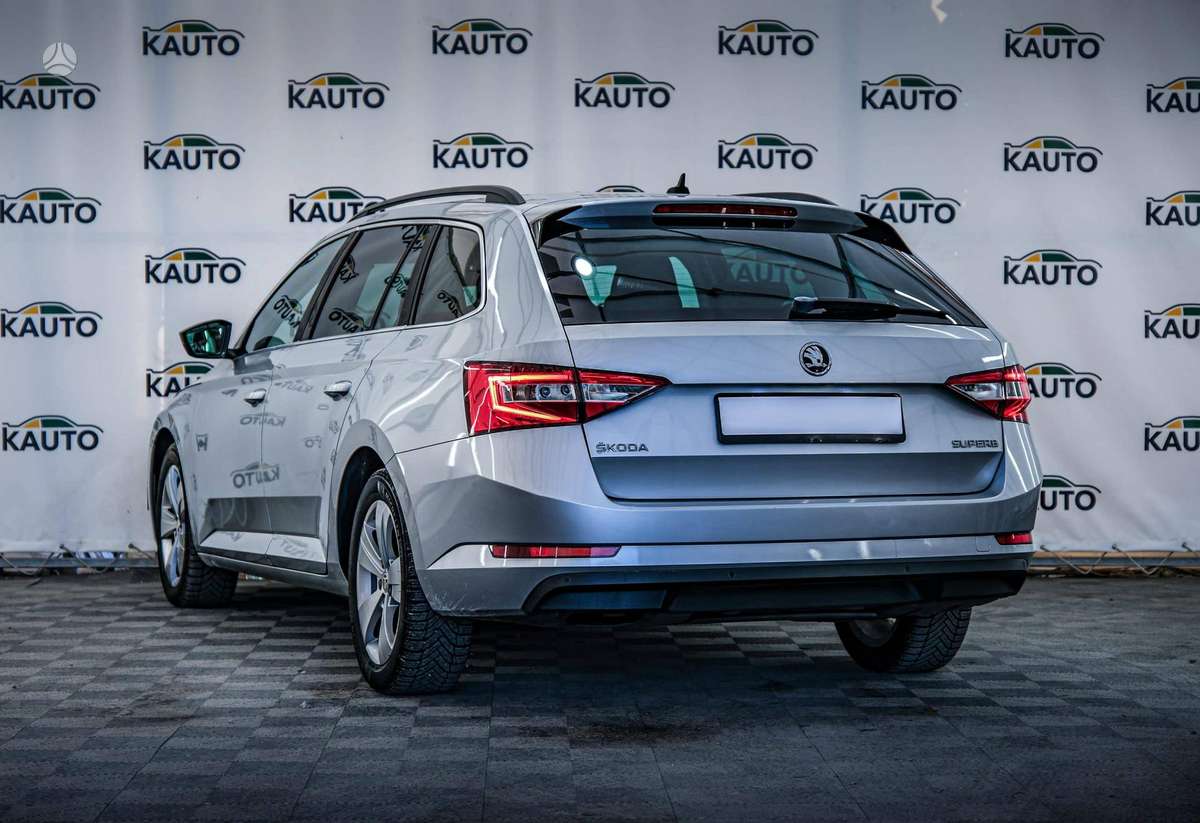 Skoda Superb, 2.0 l., wagon