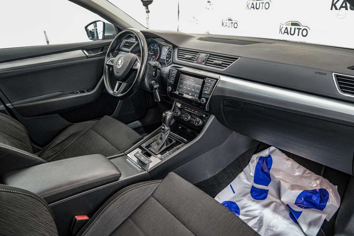 Škoda Superb - 12