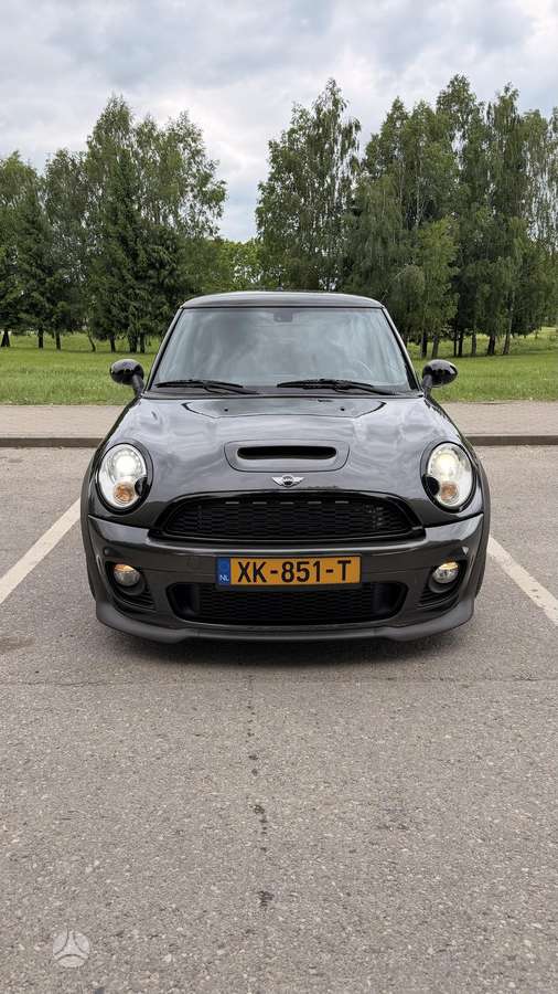 Mini Cooper JCW, 1.6 l., Хэтчбек