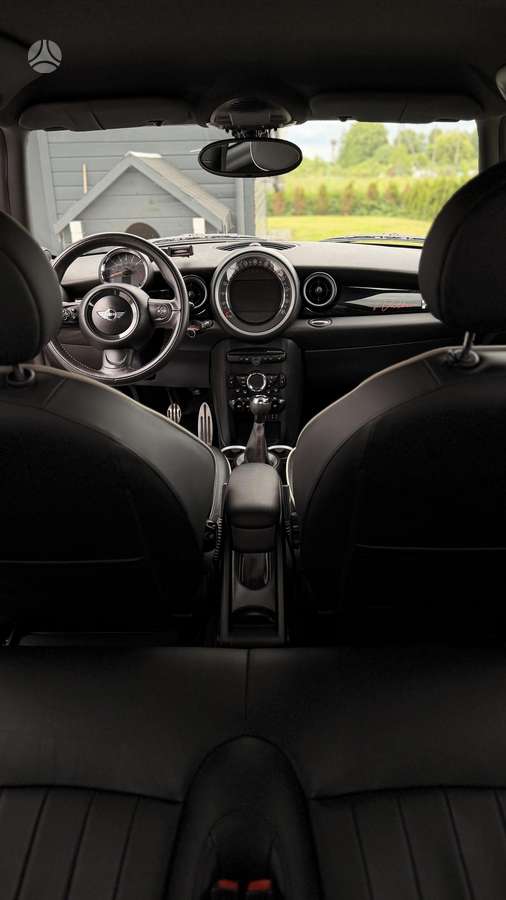 Mini Cooper JCW, 1.6 l., hatchback