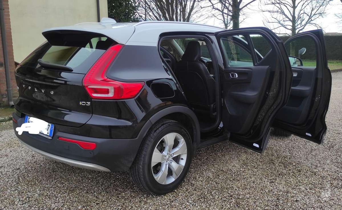 Volvo XC40 - 4