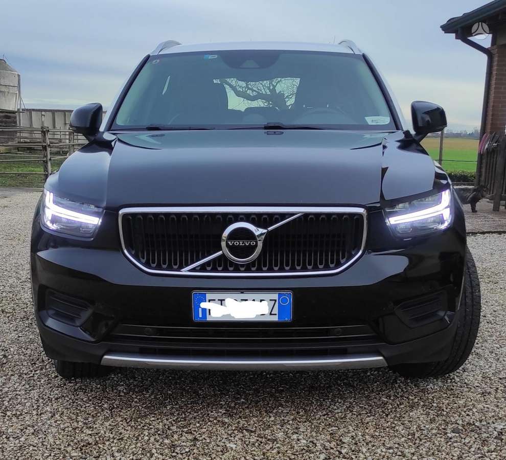 Volvo XC40 - 3