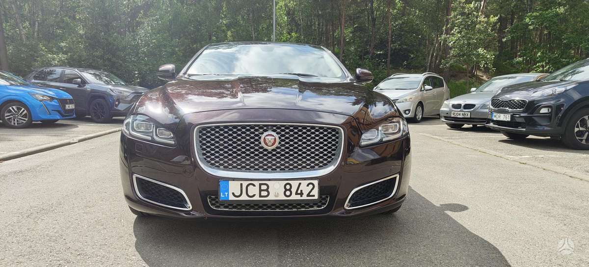 Jaguar XJ, 3.0 l., Седан