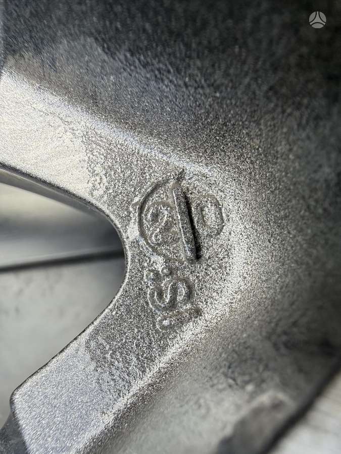 BMW 5, lengvojo lydinio, R20