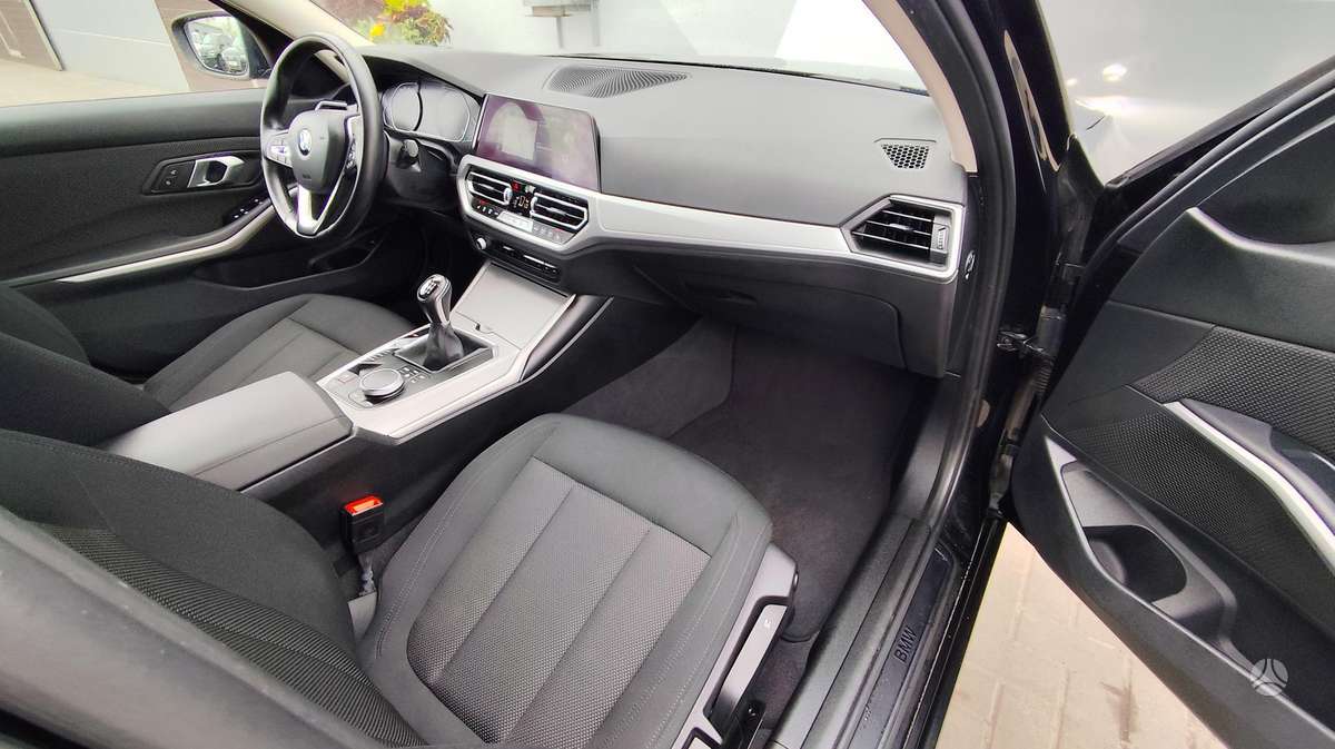 BMW 318, 2.0 l., Универсал