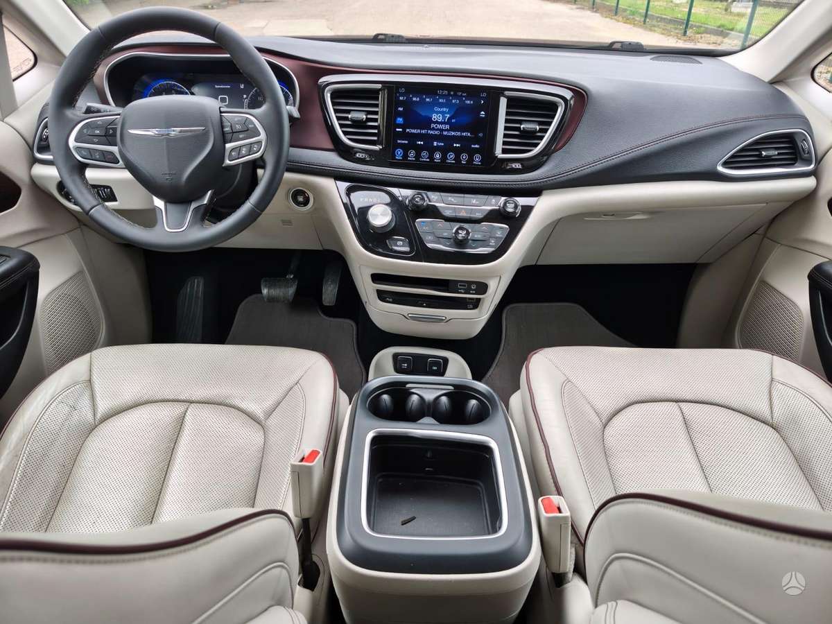 Chrysler Pacifica, 3.6 l., Минивэн