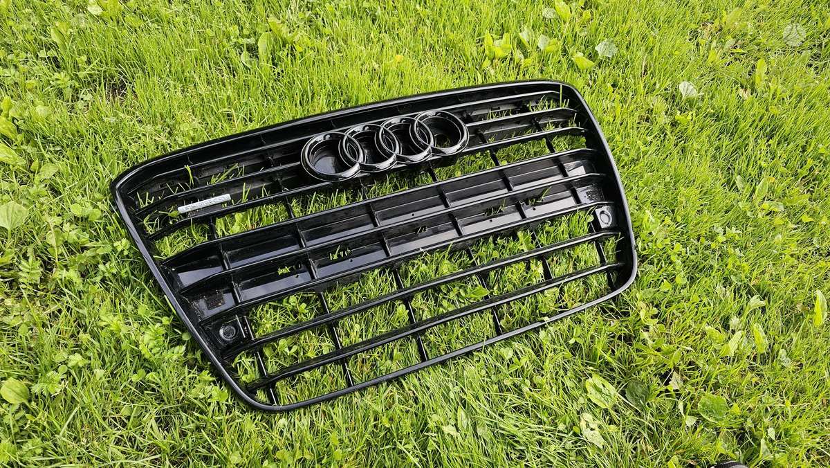 Audi A8 lights