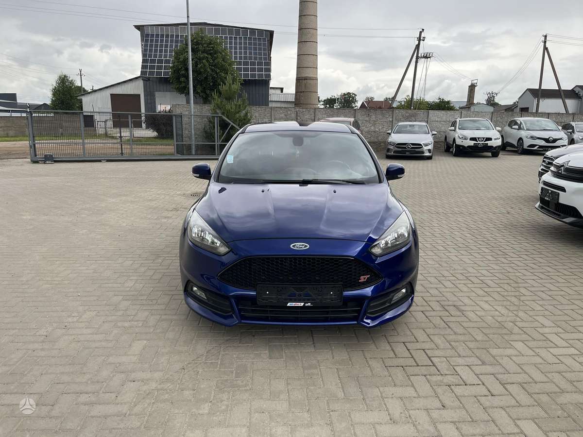 Ford Focus ST, 2.0 l., hatchback