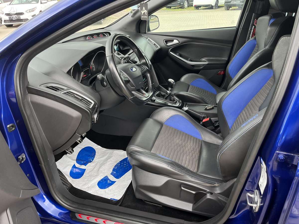 Ford Focus ST, 2.0 l., hatchback