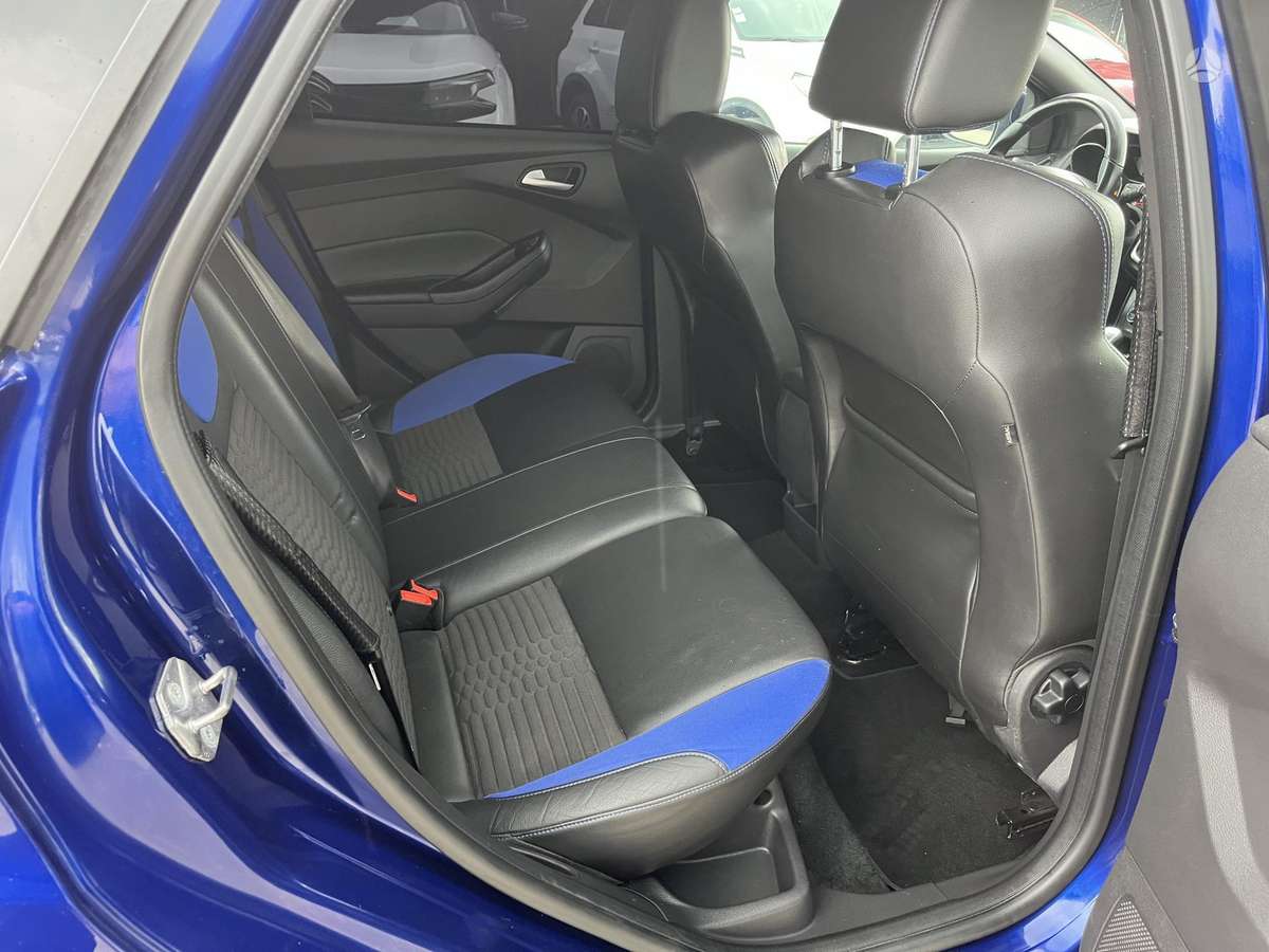 Ford Focus ST, 2.0 l., hatchback