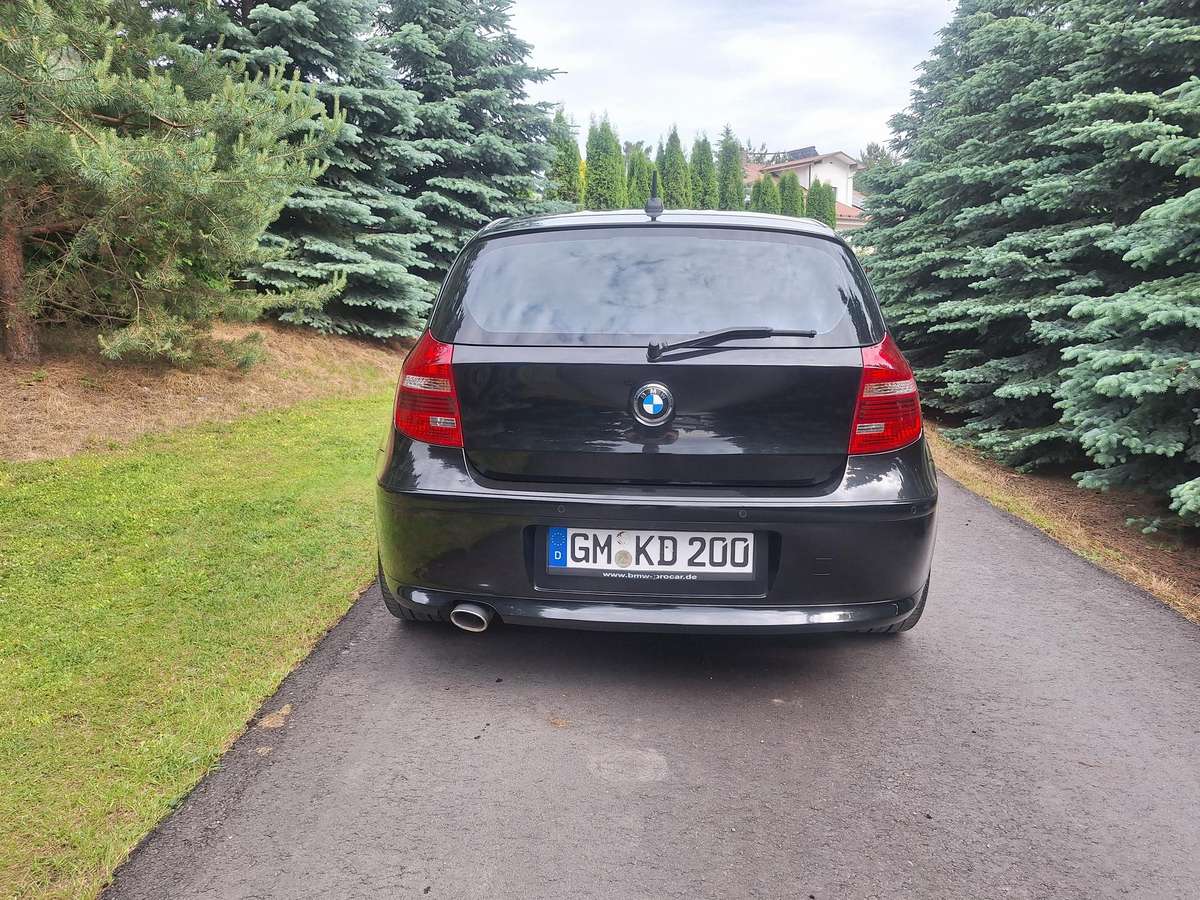 BMW 118, 2.0 l., hatchback