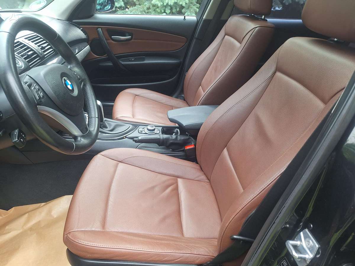 BMW 118, 2.0 l., hatchback