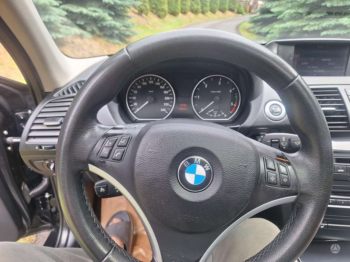 BMW 118, 2.0 l., hatchback
