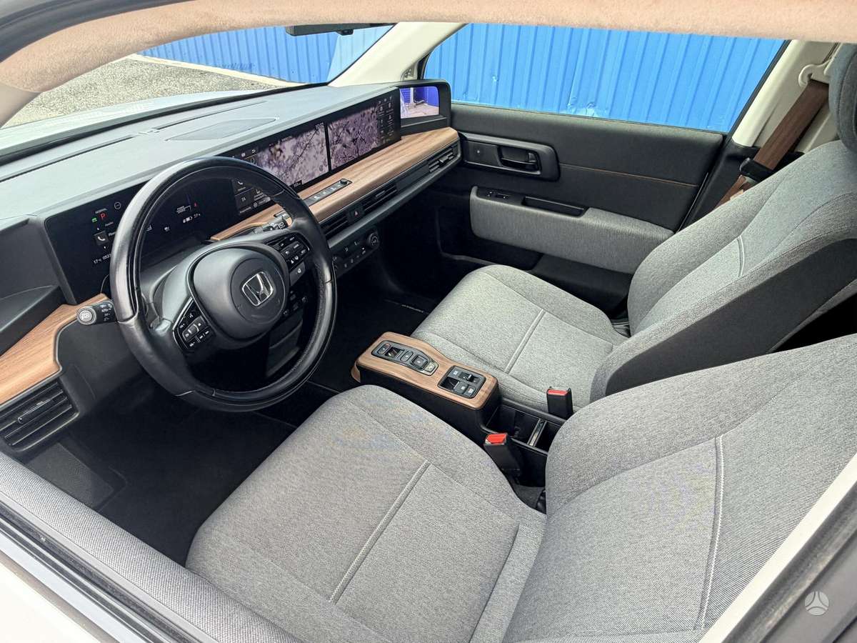 Honda E, 36 kWh, hatchback