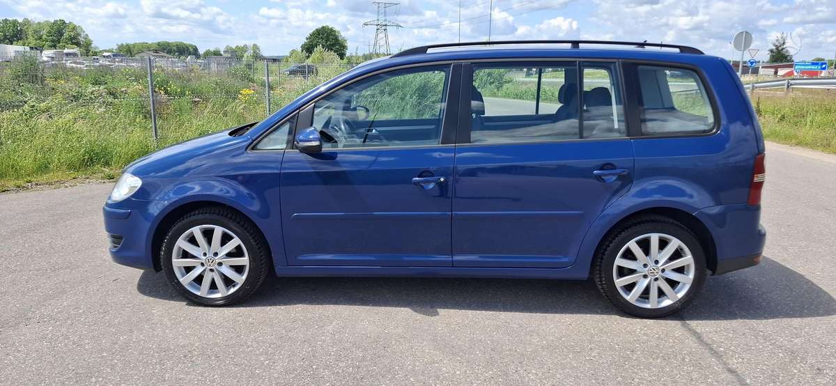 Volkswagen Touran - 5