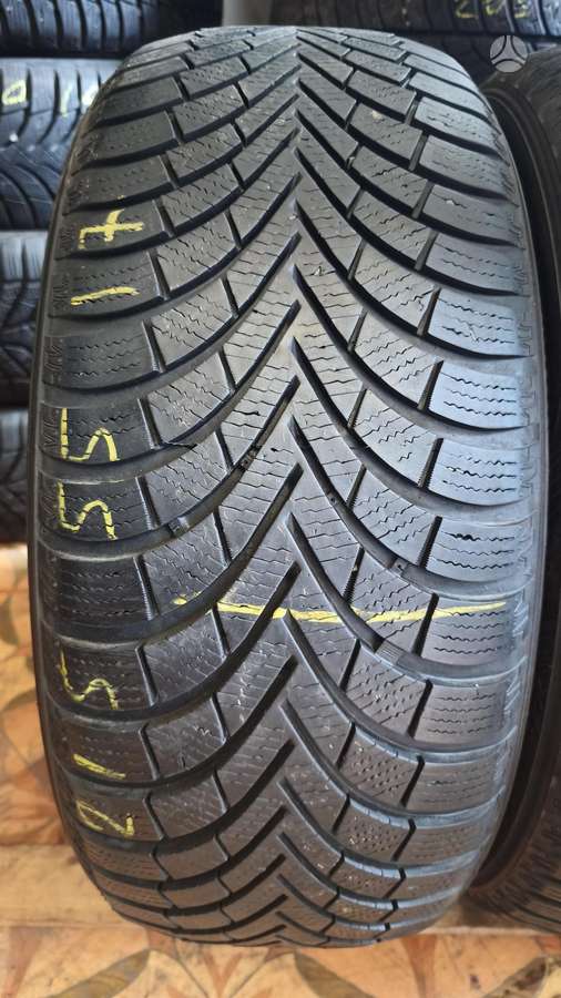 Maxxis Premitra, всесезонные 215/55 R17