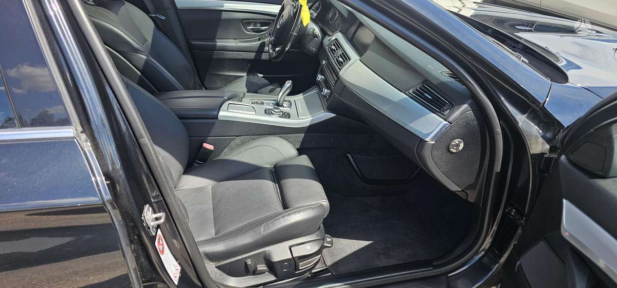 BMW 520, 2.0 l., universalas