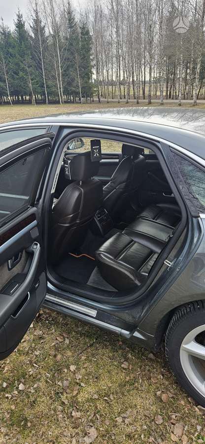 Audi A8, 3.0 l., Седан