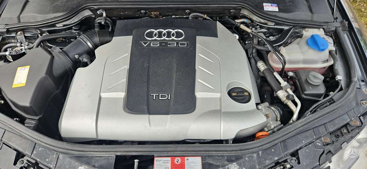 Audi A8, 3.0 l., Седан