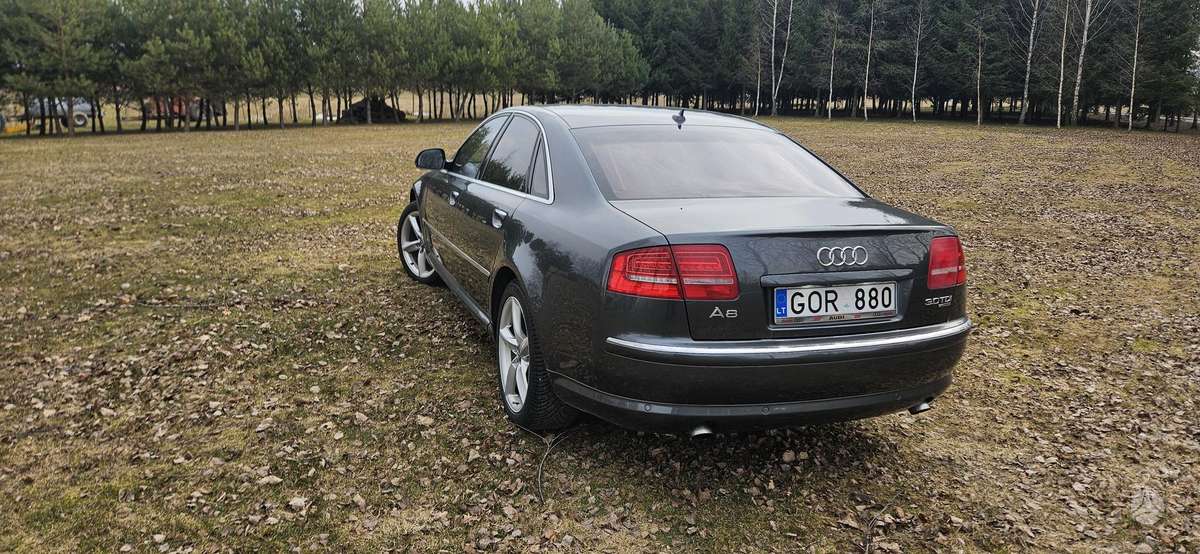 Audi A8, 3.0 l., Седан
