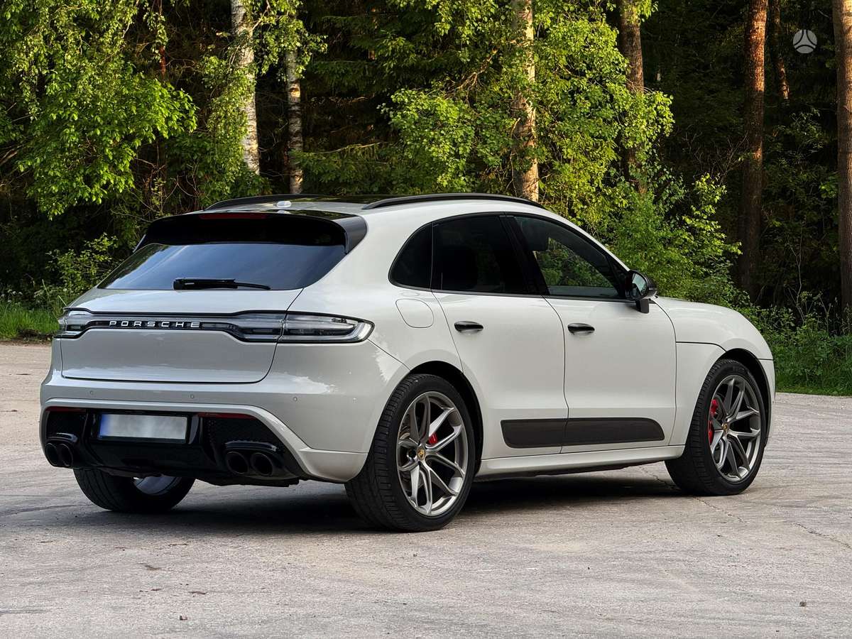 Porsche Macan - 3