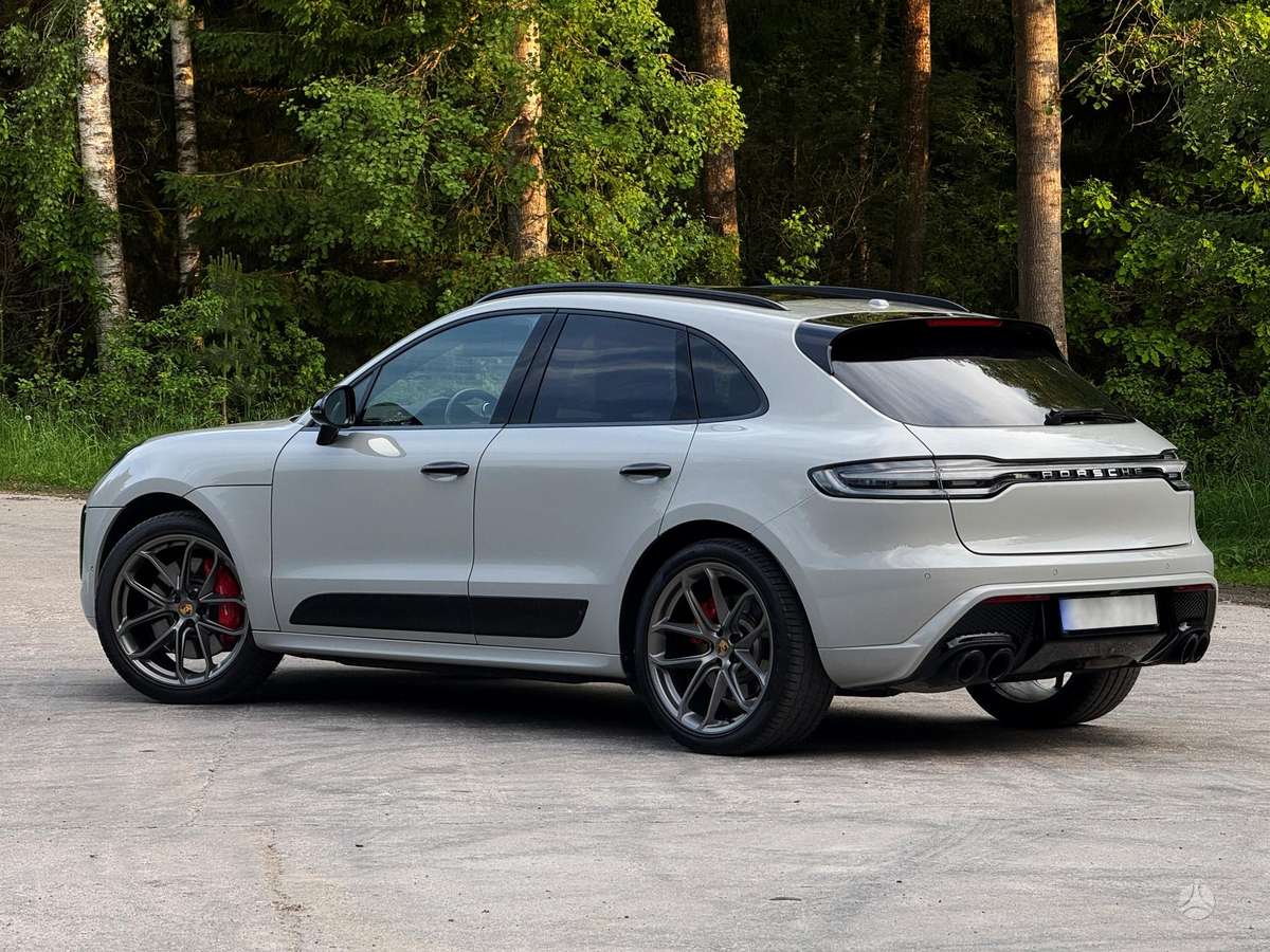 Porsche Macan - 4