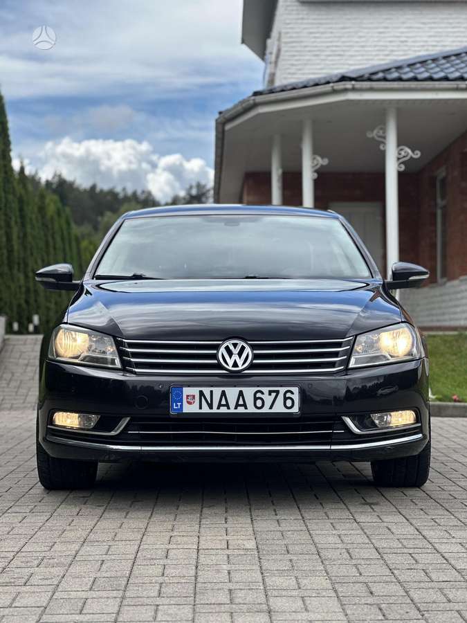 Volkswagen Passat - 4