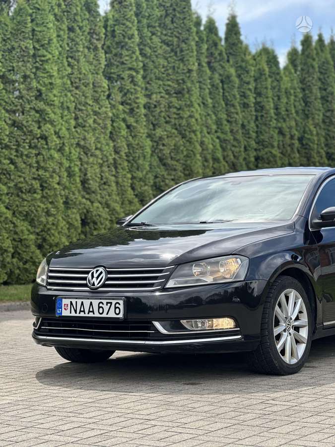 Volkswagen Passat - 2