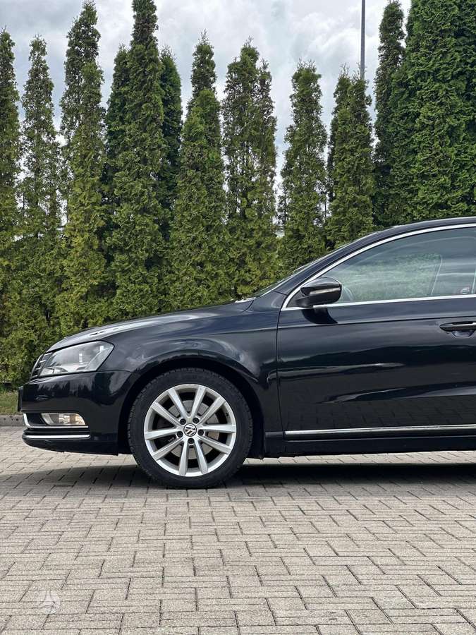Volkswagen Passat - 10