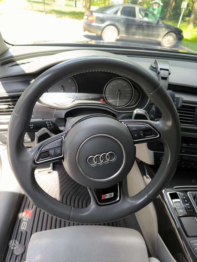 Audi A6, 3.0 l., Седан