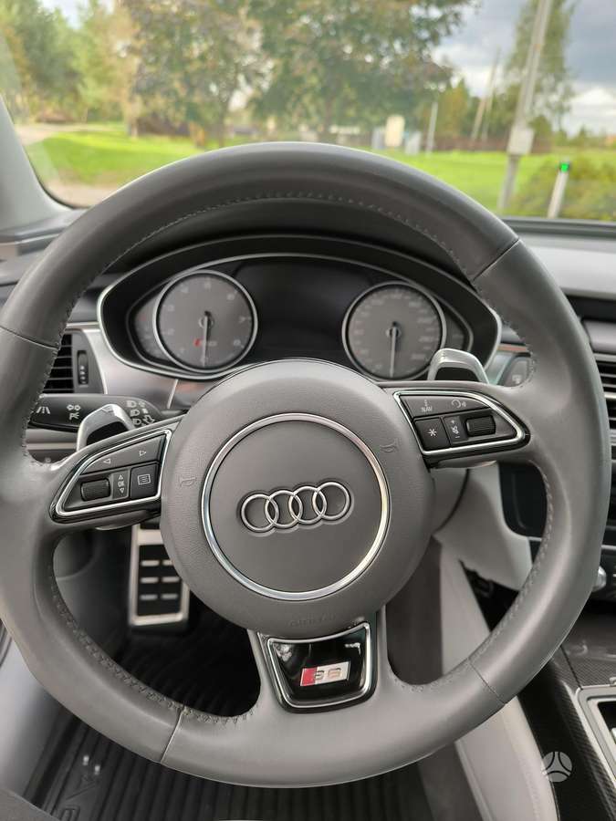 Audi A6, 3.0 l., Седан