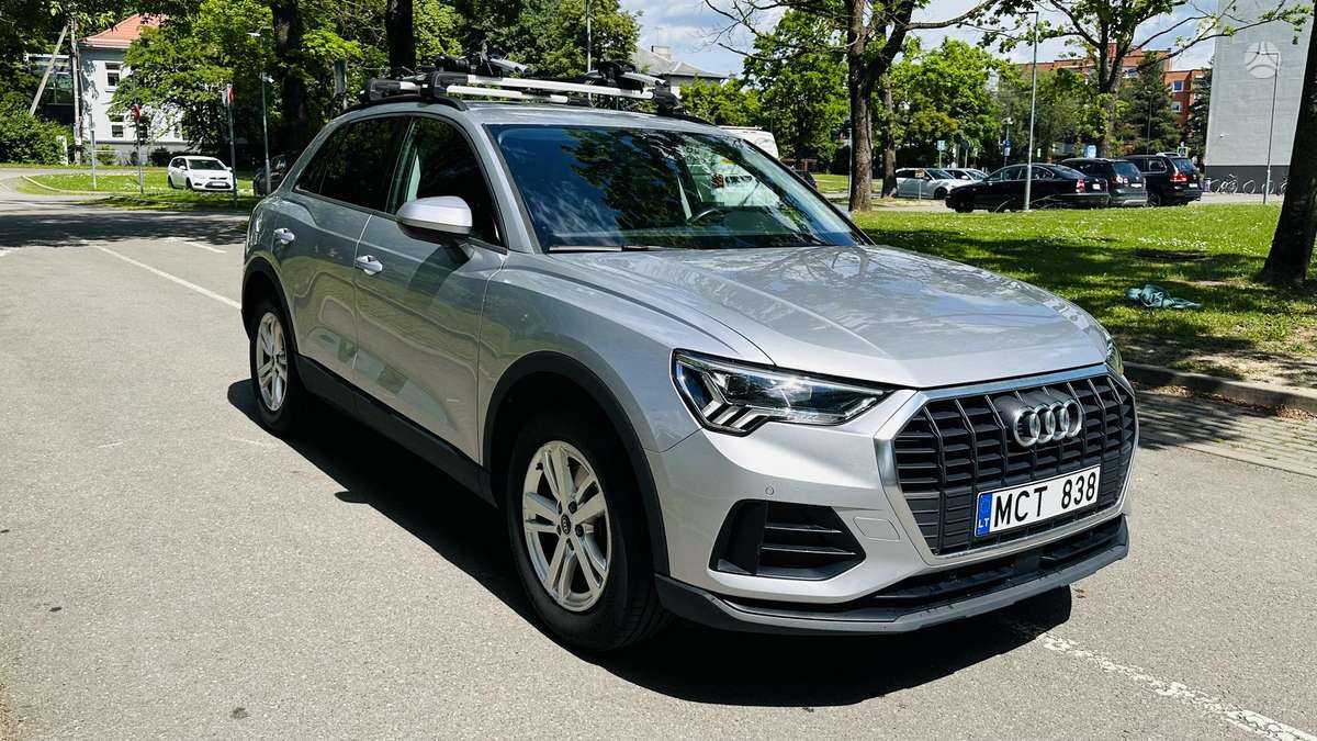 Audi Q3, 1.5 l., hatchback