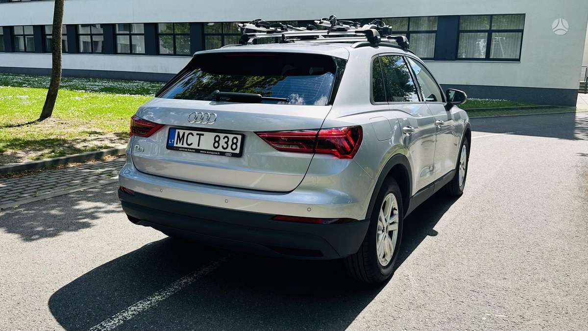 Audi Q3, 1.5 l., hatchback