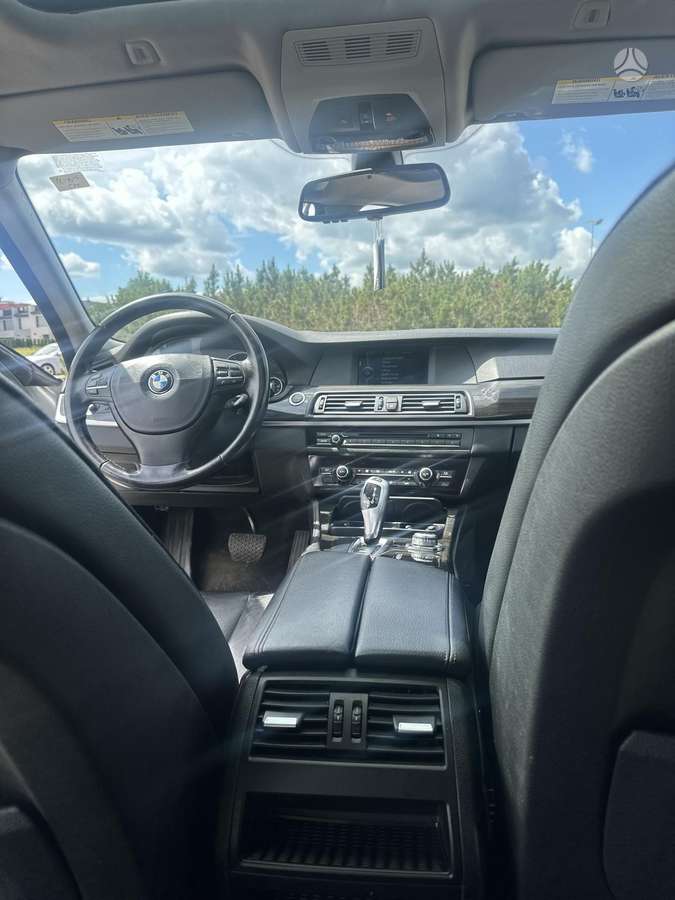 BMW 528, 3.0 l., Седан