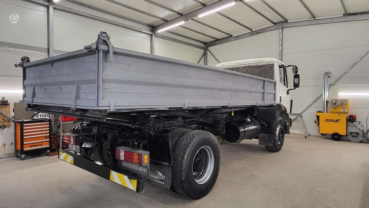 Mercedes-Benz 1722, самосвалы