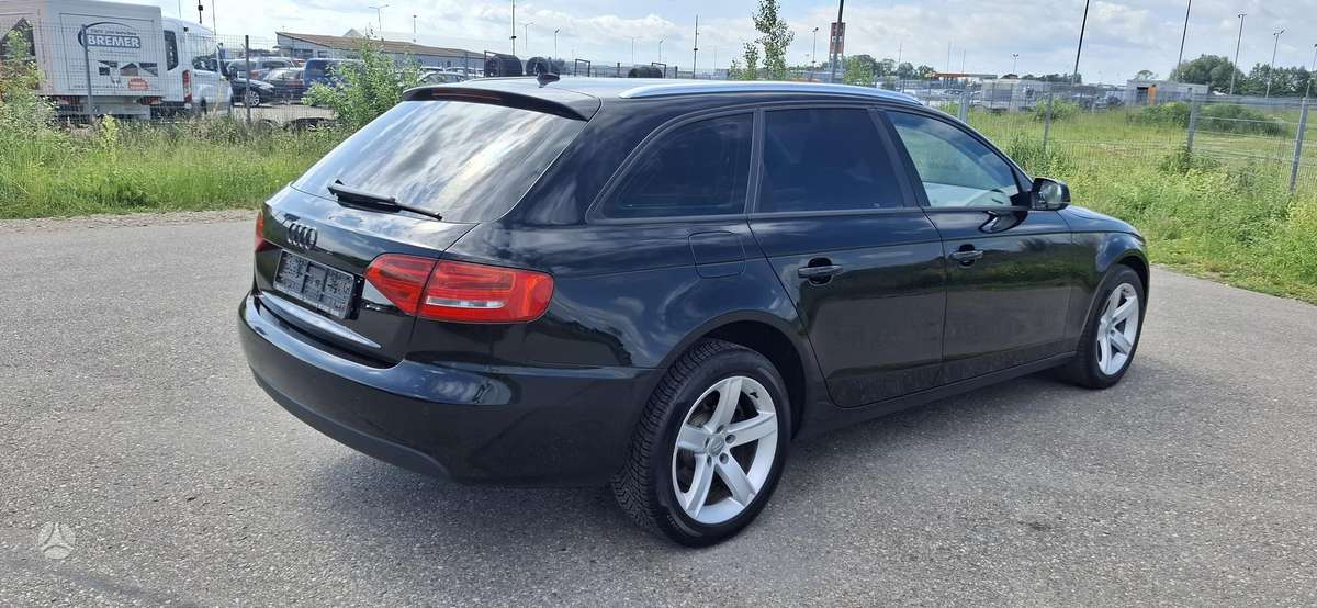 Audi A4, 2.0 l., Универсал